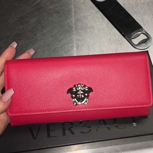 Women’s wallet